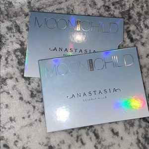 Beverly Hills Anastasia MOON CHILD Glow Kit